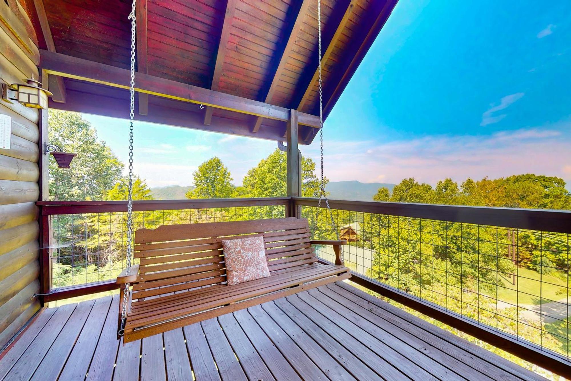 Little Black Bear Retreat Pigeon Forge Exterior photo